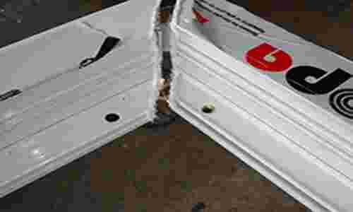 Τοποθέτηση αρμόκολλας για αποφυγή διάβρωσης