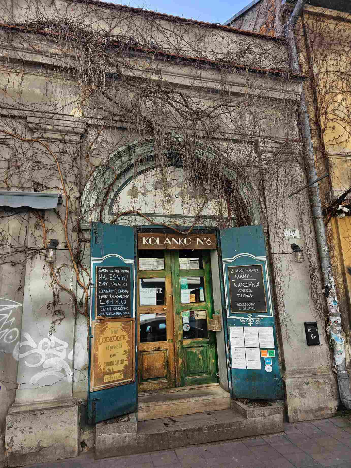 Ξύλινα διακοσμητικά παντζούρια – Παλιά παντζούρια διακόσμηση