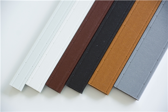 Σε τι χρώματα διατίθενται οι αποστάτες - πηχάκια πολυαμίδιου