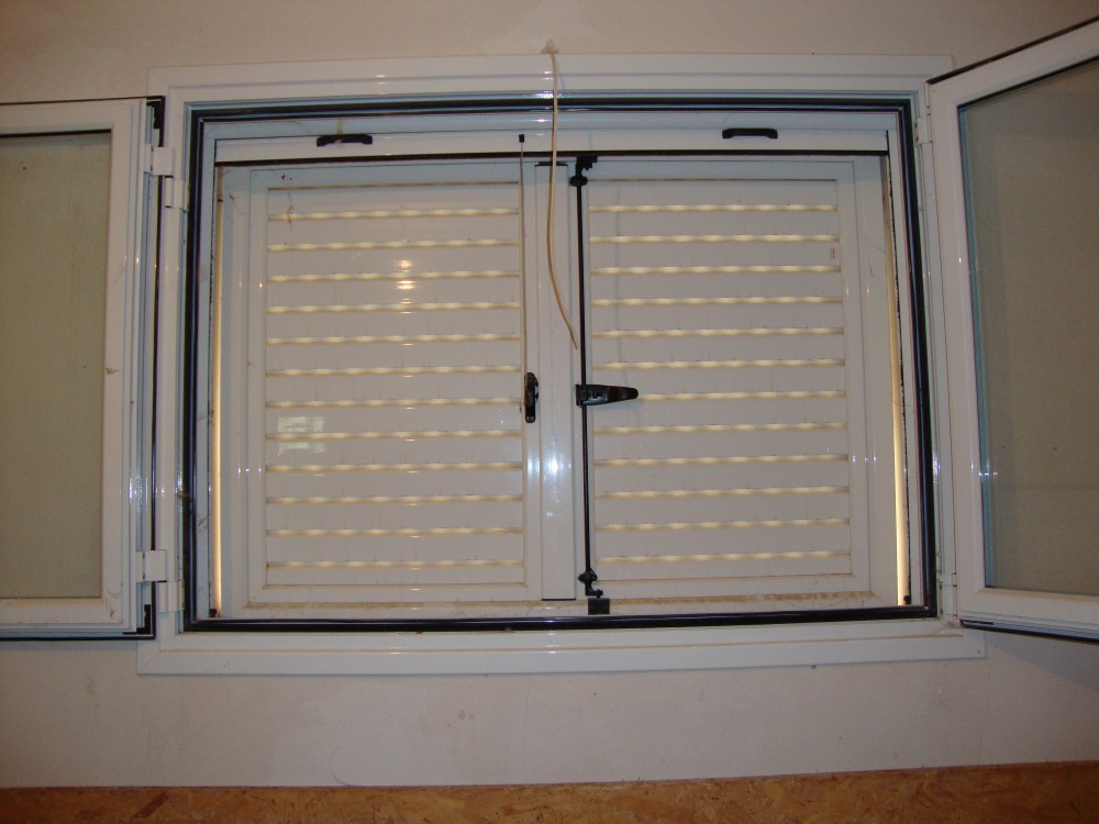 Φθηνά κουφώματα