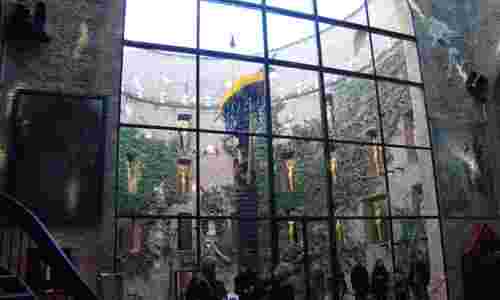 Το Σπίτι του ζωγράφου Salvador Dali – Figueres πόρτες και παράθυρα