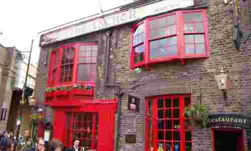 London – Λονδίνο πόρτες και παράθυρα