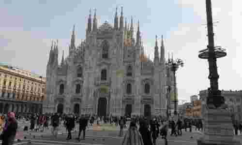 Μιλάνο πόρτες παράθυρα – Milan windows frames